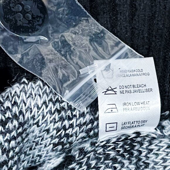 Grateful Dead Steal Your Face Cardigan — Chaser Oversized Black White L NWT - Picture 11 of 15